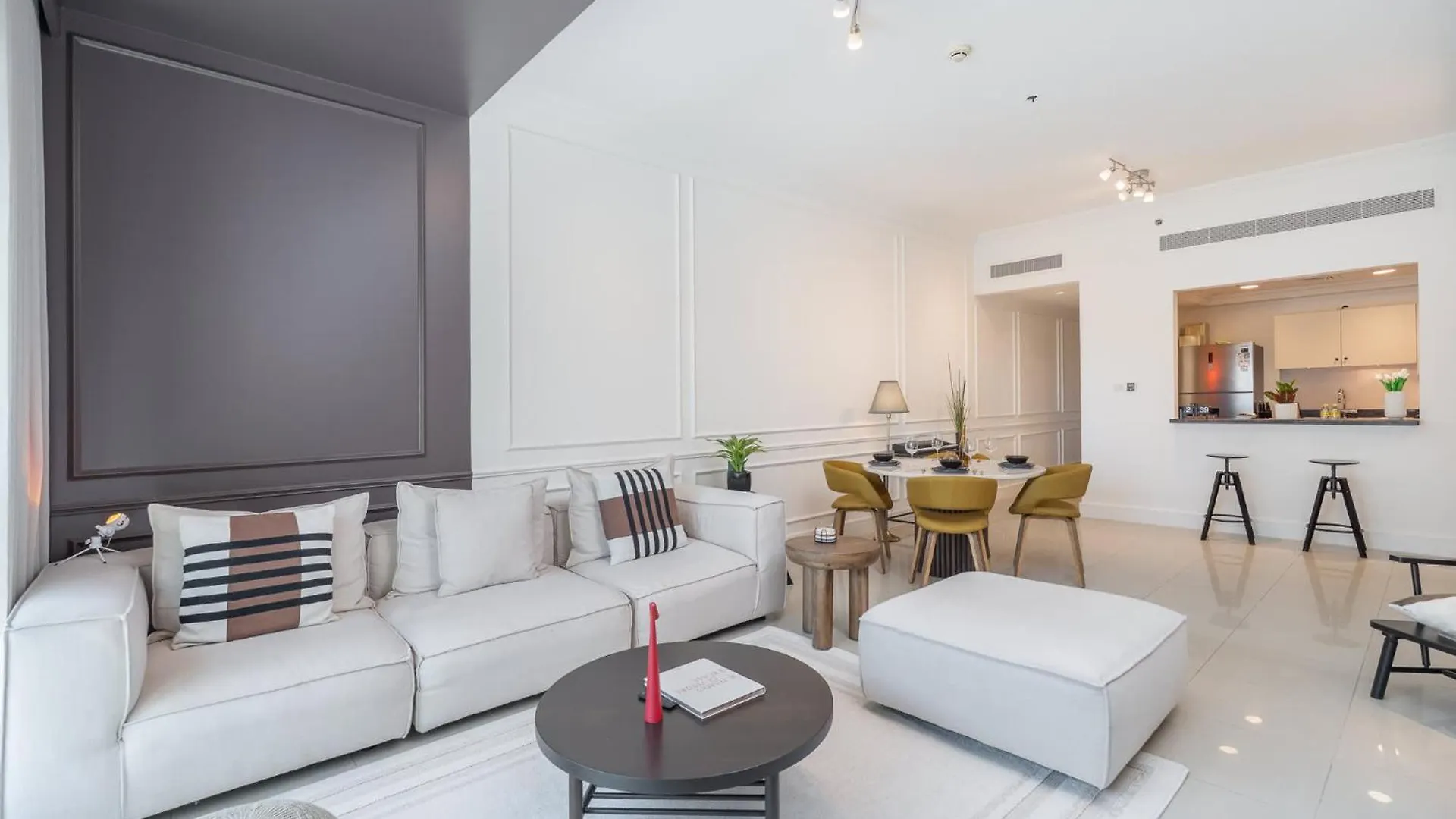 Luxury Palm Jumeirah Apartment With Balcony Дубай ОАЭ