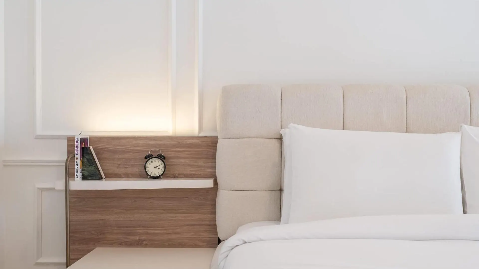 Luxury Palm Jumeirah Apartment With Balcony Dubai